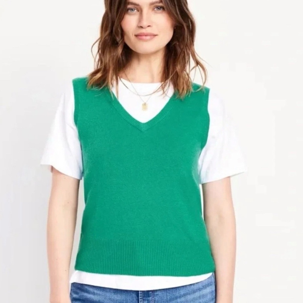 Old Navy Women's So Soft Green V Neck Layering Sweater Vest Size Small